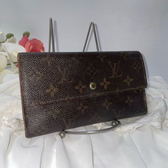 Authentic Louis Vuitton Monogram Porte Tresor International Wallet - Picture 1 of 1